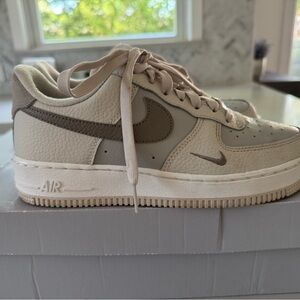 Womens AIR FORCE 1 LOW '07 'MOON FOSSIL'